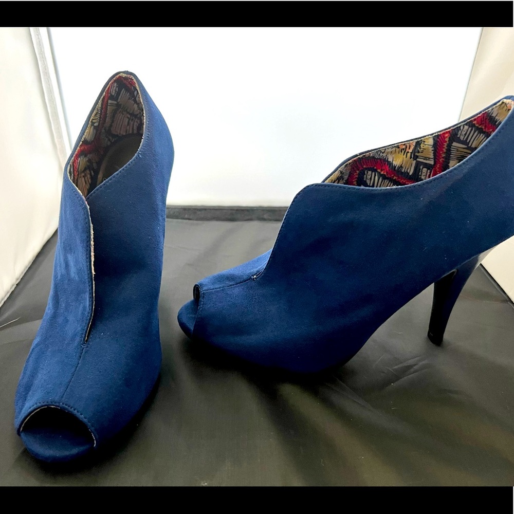 Christian Siriano Blue Suede Heels